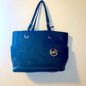 Michael Kors tote